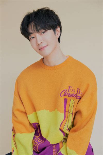 Hong jin ho (홍진호) is a south korean musician under credia music & artists. 'Superband' winner hopes to extend fandom for classical music