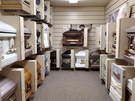Specializing in figurines, plus a wide range of products. TOUR | R.S. Lewis & Sons Funeral Home | Memphis, TN