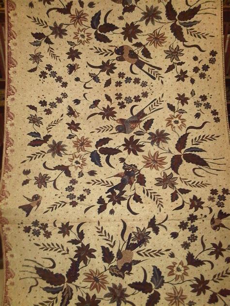 Batik banyumas hampir memiliki kesamaan dengan. Master Klithikan: Kain batik tulis tua motif Banyumasan ...