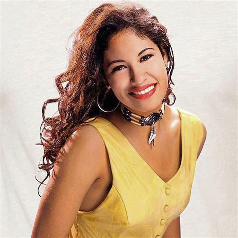 Selena Quintanilla Pérez On Instagram “smile Queen 🙌🏽 🥀 • • •