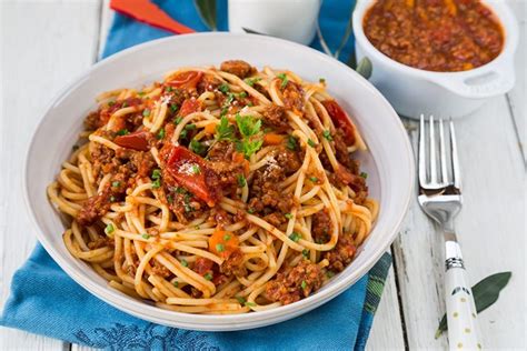 Slow Cooker Authentic Italian Spaghetti Meat Sauce