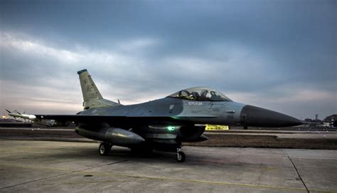 For Sale In Florida A 1980 F 16 Fighter Jet American Military News