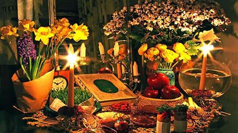 نوروز ، مهرگان ، جشن های آتش ، گاهنبارها و جشن فرودگان از جشن های بزرگ ایرانیان می‌باشد که در هرکدام از جشن ها مراسمی برپا می‌شود. نوروز چیست | همه چیز درباره فلسفه عید نوروز - کجارو