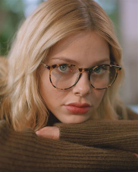 Morningside In 2021 Glasses Trends Cute Glasses Frames Womens