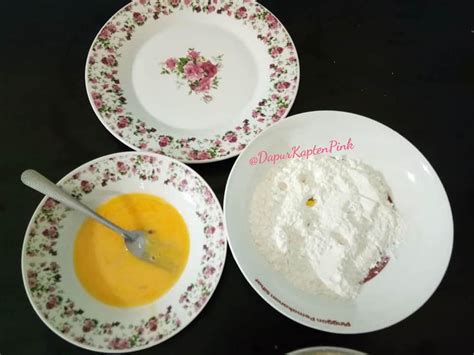 Pegang tali di kedua tangan di belakang tubuh anda. Buat Bento Untuk Anak Dengan Nugget Air Tangan Mama, Anak ...