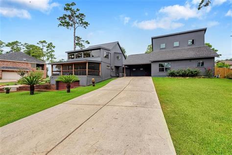 14107 Lakepoint Dr Willis Tx 77318