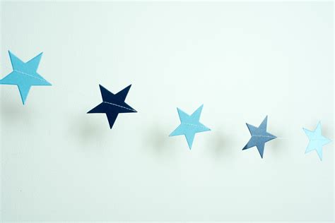 Photo Of Diagonal String Of Blue Paper Stars Free Christmas Images