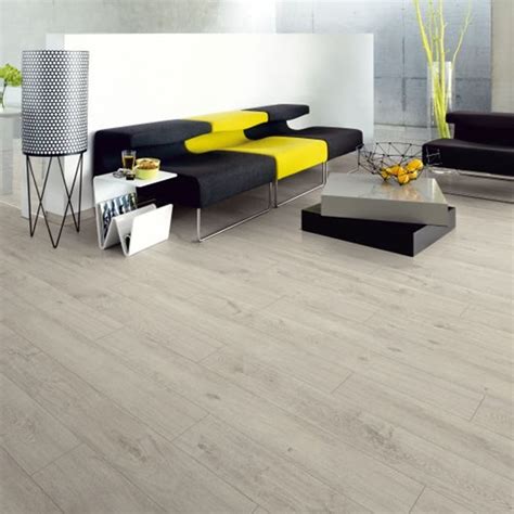 Premier Elite Galaxy Oak 8mm Laminate Flooring V Groove