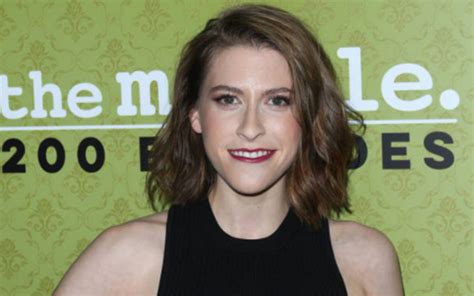 American Actress Eden Sher Current Relationship Status Is She Married