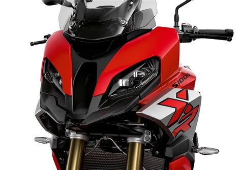 2020 BMW S 1000 XR First Look (15 Fast Facts) - Ultimate ...