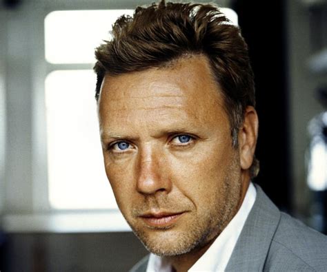 Peter haber, mikael persbrandt, måns nathanaelson, ingvar hirdwall. Mikael Persbrandt | Det Danske Filminstitut