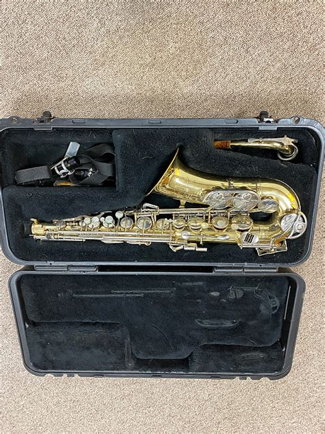 Bundy Saxophone Brass Reverb