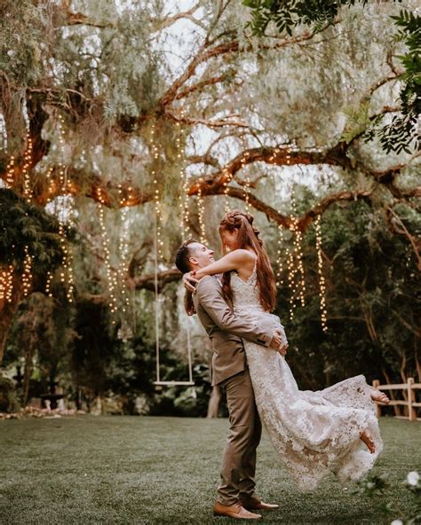 Your 2024 Guide To Planning A Rustic Wedding