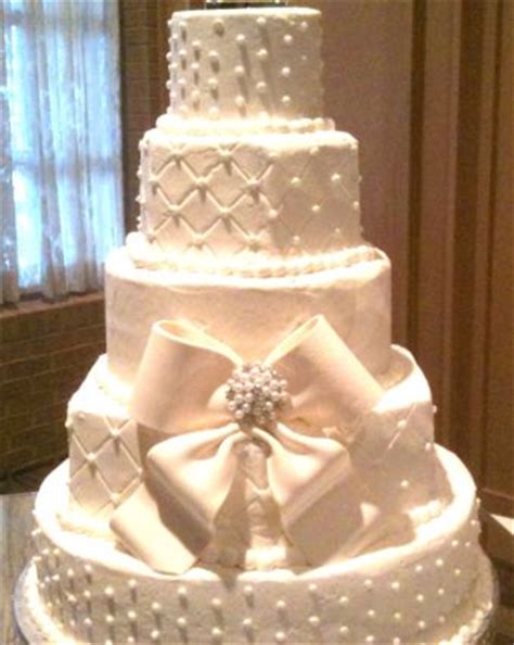 Nothing makes a celebration more perfect than a good cake. Walmart Bakery Wedding Cakes - Wedding and Bridal Inspiration