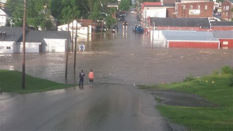 Images Heavy Rain Prompts State Of Emergency In Washington Cou Wdrb