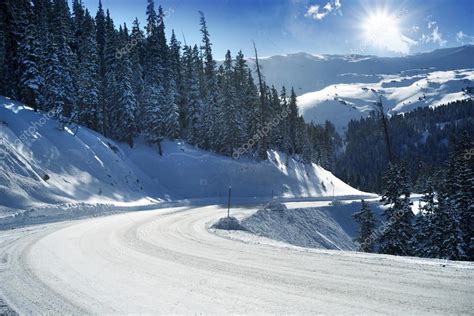 Snowy Mountain Road — Stock Photo © Welcomia 37140859