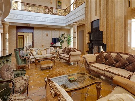 Convert feet to metres here. $80 Million 27,000 Square Foot Mega Mansion in Russia ...