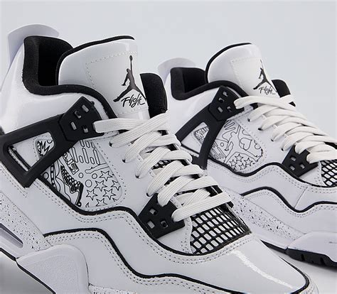 Top 92 Pictures Black And White Jordan 4s Sharp