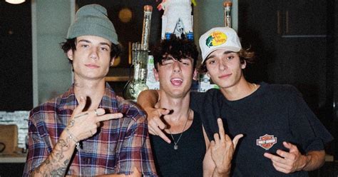 Bryce was raised by his mother only, lisa hall also has a younger sister as well. Does Bryce Hall Have Siblings? The TikTok Star Is Close to ...