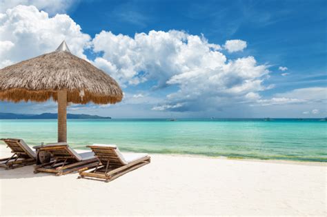 It is an archipelago consisting of some 7,100 islands and islets lying about 500 miles (800 km) off the coast of vietnam. FILIPINY (Manila + wyspa Boracay) - propozycja wyjazdu ...