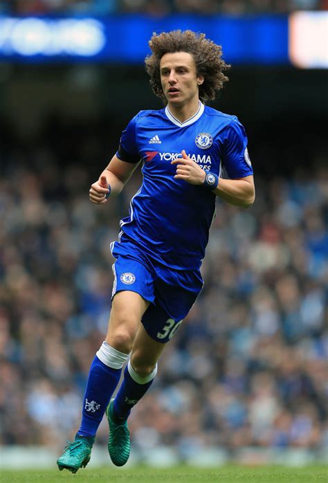 Primarily a central defender, he can also be deployed as a defensive midfielder. Garth Crooks mistakes Chelsea star David Luiz for Cesc ...