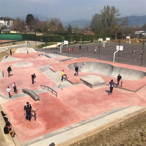 Skatepark De La Roche Sur Foron Videos
