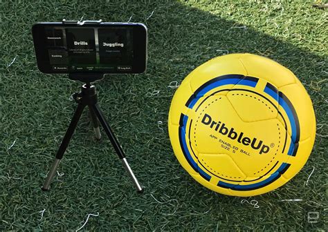 Dribbleups ‘smart Soccer Ball Helps You Train With An App Engadget