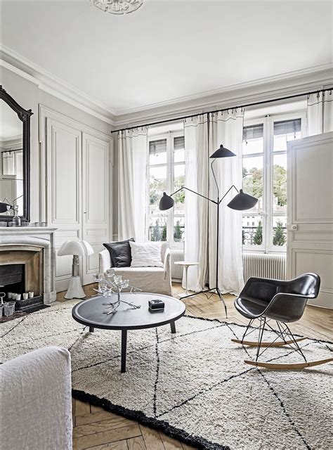 French Style City Apartment Décor Inspiration Cool Chic Style Fashion