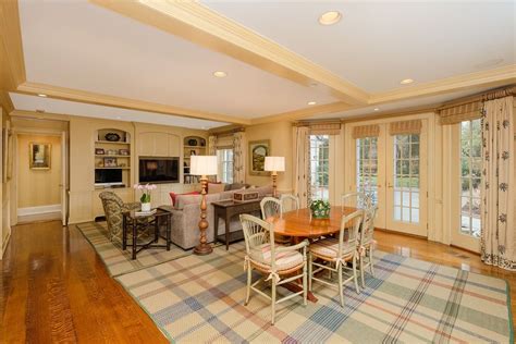 The doctor set out to produce a classic home. CLASSIC RED BRICK GEORGIAN COLONIAL | New York Luxury ...