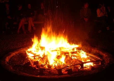 Camp Fire Free Stock Photo Freeimages