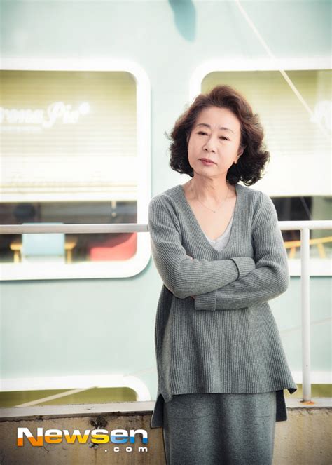 '케인, 이적한다 해도 맨유는 아냐'…갈등 폭발 탓. 윤여정 "주인공→이모→엄마..女우들 괴로워해"(인터뷰 ...