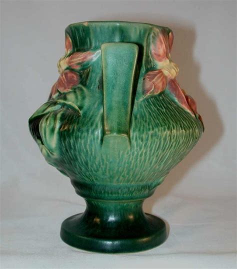 Rare Roseville Pottery Mid 1940s Green Clematis 188-6" Vase from