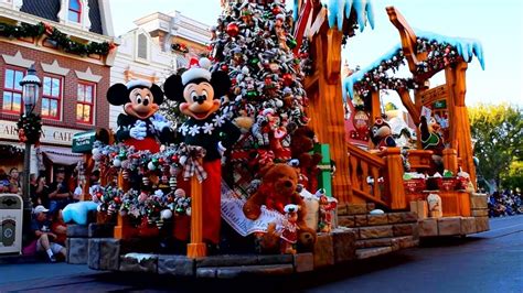 A Christmas Fantasy Parade Disneyland California December 28th 2018