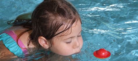 Auch die wasserspringer*innen sind erstmals teil. Schwimmabzeichen | DLRG Bezirk Dortmund e.V.
