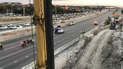 Man Hit And Killed On Northbound I 35 In North Austin