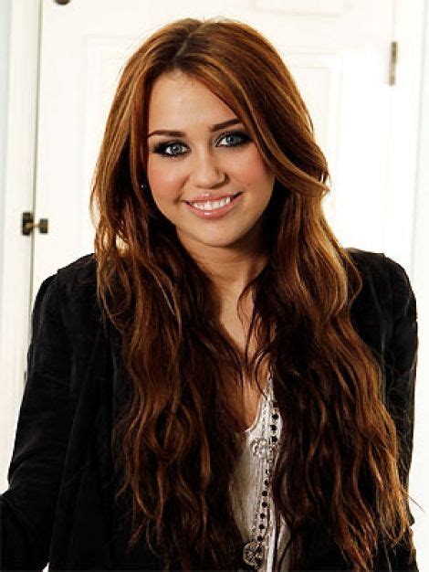 But it turns out most of her long brown hair on hannah montana was all extensions. miley cyrus long hair | miley cyrus long hair Miley Cyrus Thinks Song "Wedding Bells" Was ...
