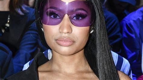 Nicki Minaj Pulled A Lil Kim And Hit Fashion Week With One Boob Out