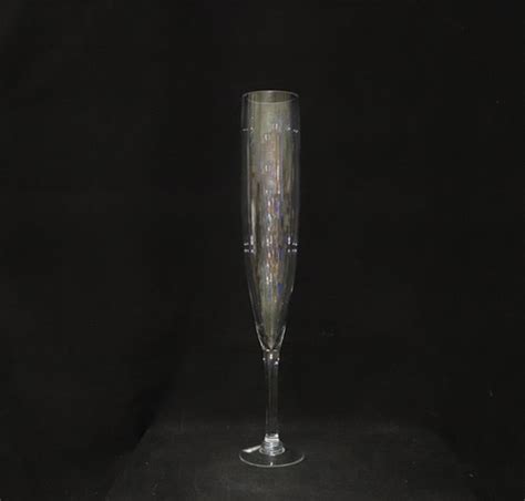 26 Champagne Glass Centerpiece Bnb Wholesale Inc