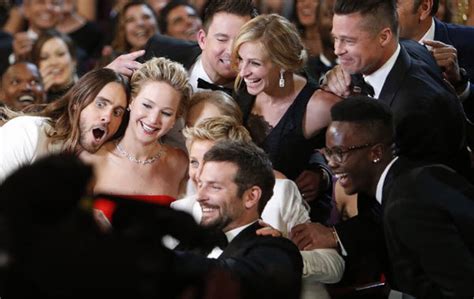 Oscars 2014 The Year Of The Selfie Ellen Tweet Grabs Retweet Record