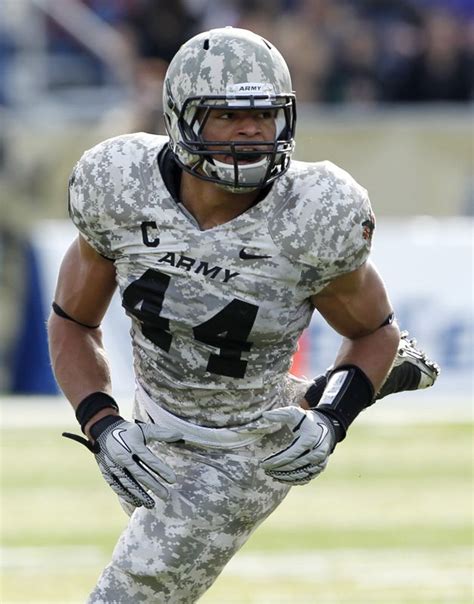 One of the greatest rivalries in college football, the epic army/navy game returns to philadelphia in a clash dating back over 100 years. 32 best College Football Uniforms images on Pinterest ...