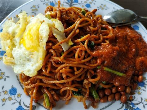 All of our maids are screened and trained in our training center in preparation of their impending. From my local little Malay shop, it is the best! : malaysia