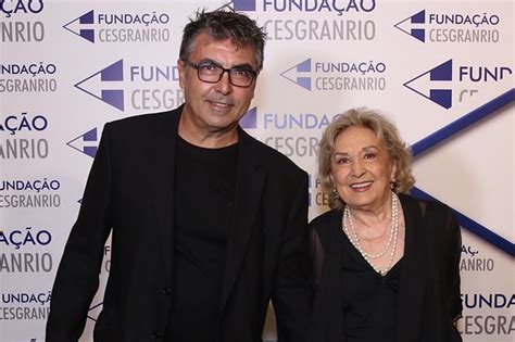 Eva wilma, one of the greatest actresses in brazil, brings to ′′ at casa with sesc ′′ this friday, september 25, 2020 at 21 pm, her impressions about the current moment and also a summary of the. Prêmio Cesgranrio de Teatro homenageia Eva Wilma e celebra ...