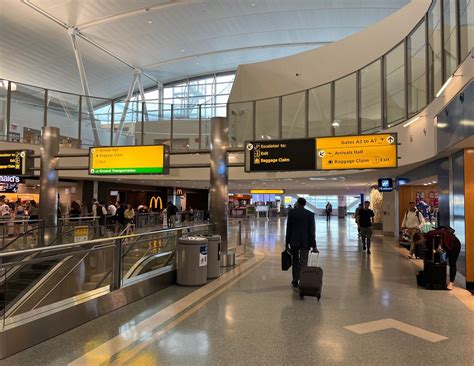 Jfk Terminal 3 Gate 25