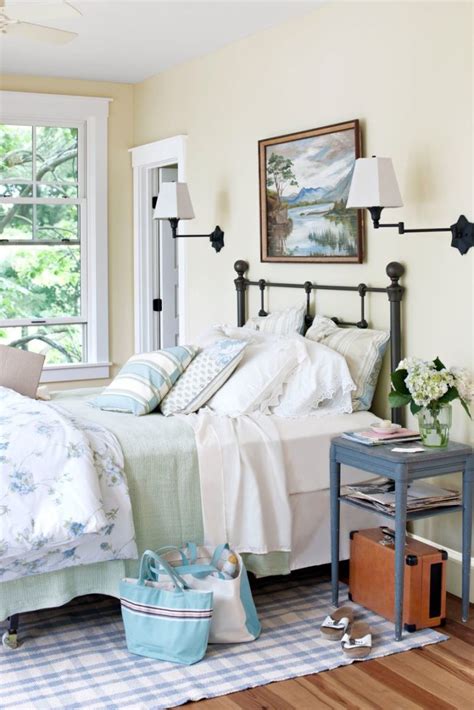 12 Cozy Bedroom Ideas