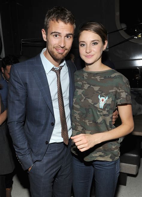 Shailene woodley and theo james: Shailene Woodley & Theo James - 'Divergent' After Party ...