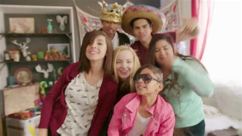 Lt → englisch → dove cameron (14 lieder 22 mal übersetzt in 8 sprachen). What A Girl Is - Dove Cameron, Christina Grimmie, Baby ...