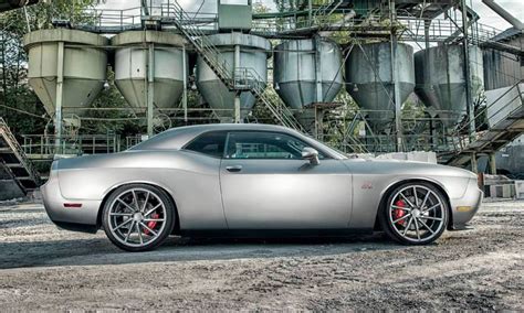 Dodge Challenger Srt8 Supercharged By Oct Tuning To 556 Hp Autoevolution