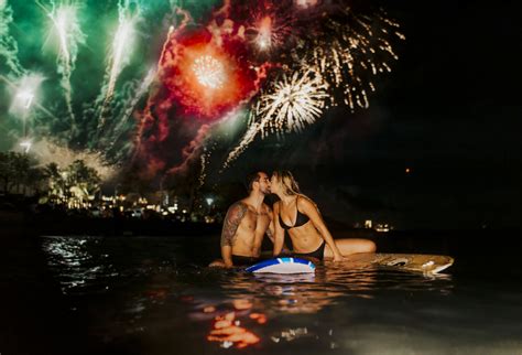 How To Capture Beautiful Firework Portraits Fireworks Couples Session — New Wave Photography