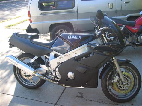 Yamaha fzr 600 top speed is 237.1 km/h / 147 mph. 1997 Yamaha FZR 600 R: pics, specs and information ...