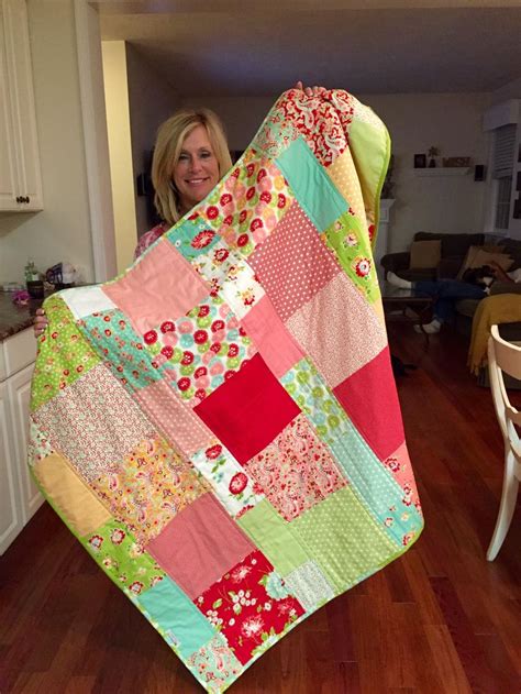 Pin By Mary Donovan Wholey On My Projects Blanket Quilts Projects